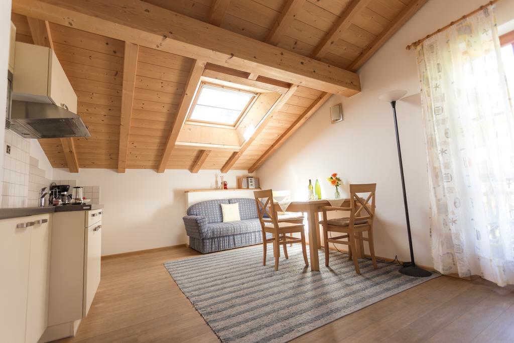 Tollhof Villa Bolzano Oda fotoğraf